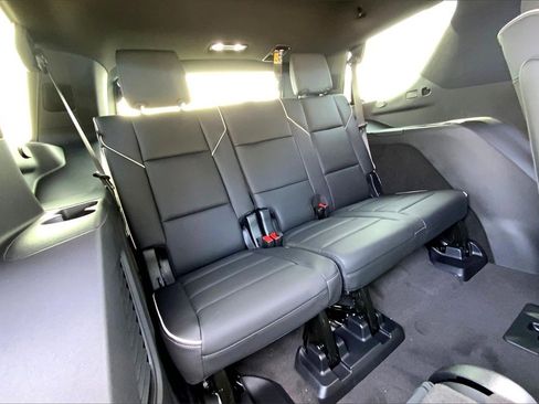 New 2026 Cadillac Escalade Luxury w/ Touring Package image 28