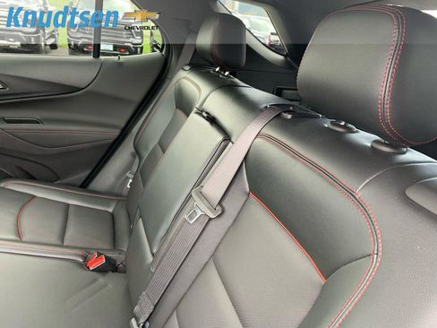 Certified 2024 Chevrolet Equinox RS AWD/4WD image 17