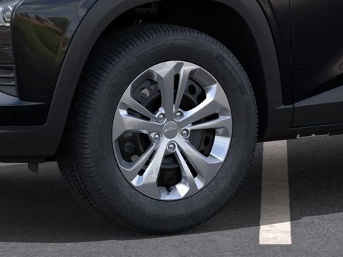 New 2026 Chevrolet Trax LS FWD image 9