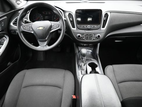 Used 2024 Chevrolet Malibu LT FWD image 8