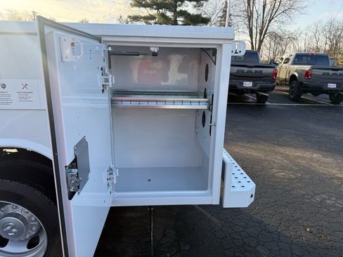 New 2024 RAM 5500 Tradesman image 41