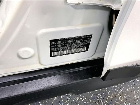 Used 2015 Subaru Outback 2.5i Premium image 18