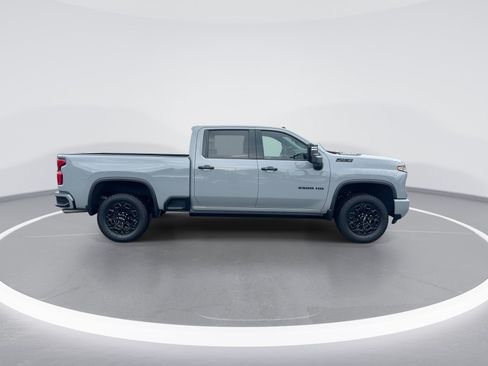 Used 2024 Chevrolet Silverado 2500 LTZ w/ LTZ Plus Package AWD/4WD image 10