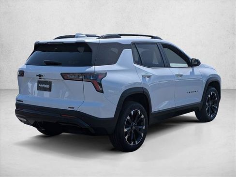 New 2026 Chevrolet Equinox RS FWD image 2