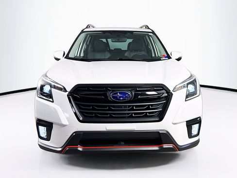 Used 2023 Subaru Forester Sport AWD/4WD image 3