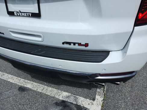 New 2026 GMC Yukon XL AT4 AWD/4WD image 4