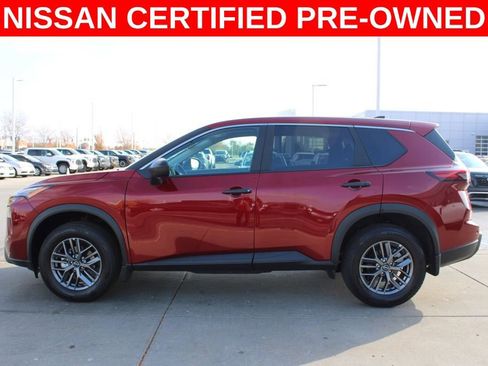 Certified 2025 Nissan Rogue S image 4