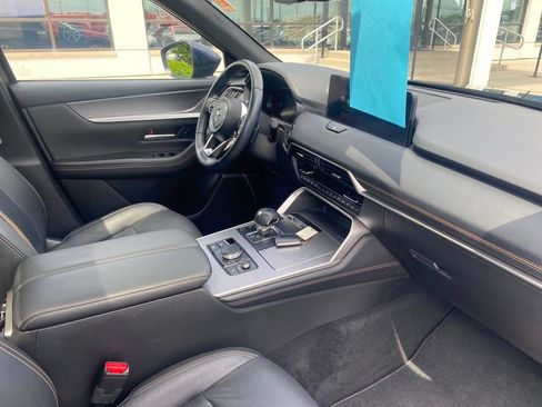Certified 2024 MAZDA CX-90 Plug-In Hybrid w/ Premium Plus AWD/4WD image 20