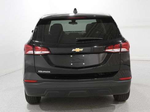 Certified 2024 Chevrolet Equinox LS w/ LS Convenience Package image 19