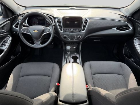 Used 2024 Chevrolet Malibu LT FWD image 16