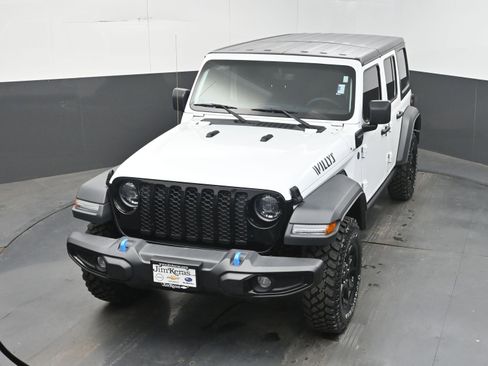 Used 2023 Jeep Wrangler Unlimited w/ 8.4" Radio Group AWD/4WD image 36