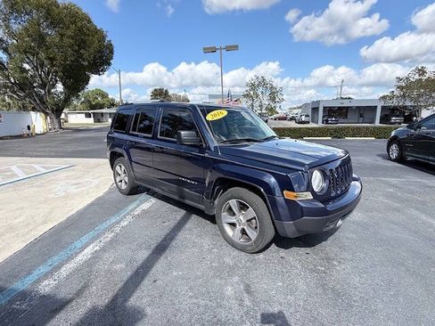 Used 2016 Jeep Patriot High Altitude FWD image 2