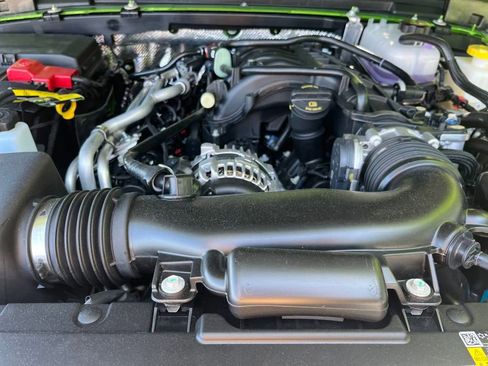 New 2025 Jeep Gladiator Sport AWD/4WD image 3