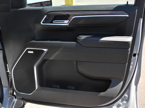 Used 2024 Chevrolet Silverado 1500 RST w/ Convenience Package II image 43