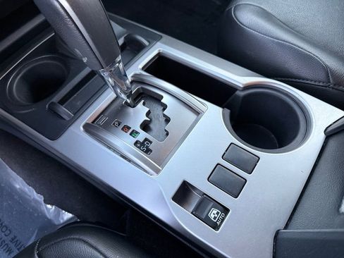 Used 2015 Toyota 4Runner SR5 image 22