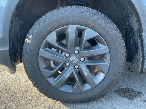 Used 2023 Honda Ridgeline Sport image 11