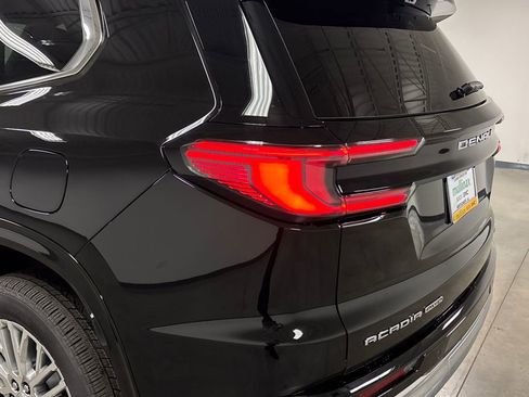 New 2026 GMC Acadia Denali w/ Super Cruise Package image 10