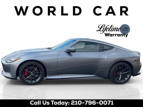 Used 2025 Nissan Z Performance w/ Floor Mat Package RWD image 4