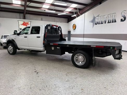 Used 2023 RAM 4500 Tradesman w/ Chrome Appearance Group RWD image 4