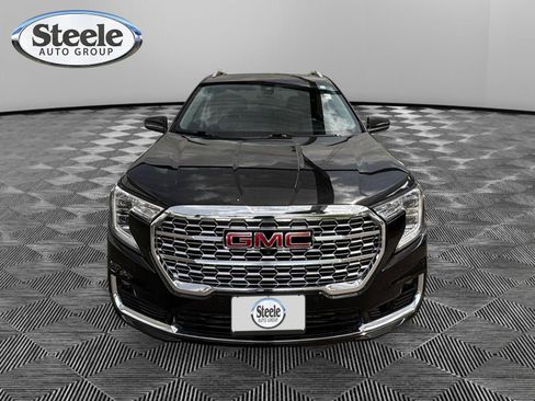 Certified 2024 GMC Terrain Denali w/ Black Diamond Edition AWD/4WD image 8