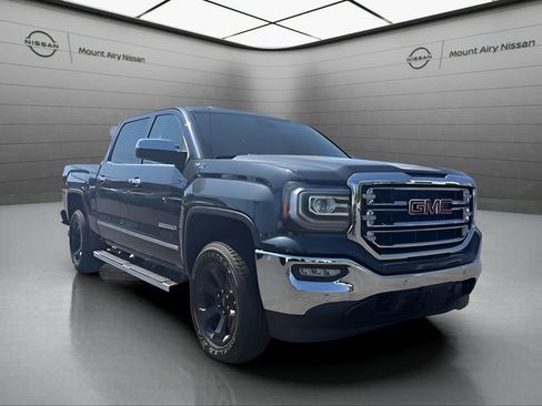 Used 2018 GMC Sierra 1500 SLT AWD/4WD image 1