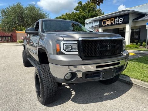 Used 2013 GMC Sierra 1500 SLE RWD image 2