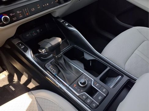 New 2026 Kia Sorento S image 8