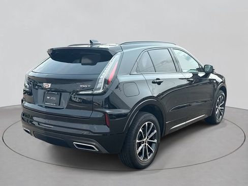 Used 2025 Cadillac XT4 Sport w/ Cold Weather Package FWD image 5
