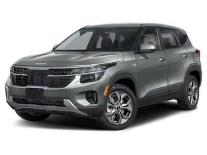 Used 2025 Kia Seltos LX