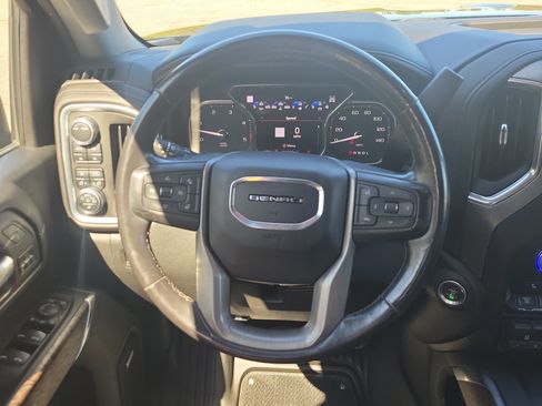 Used 2021 GMC Sierra 3500 Denali w/ Denali Black Diamond Edition AWD/4WD image 21