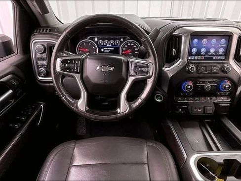 Used 2022 Chevrolet Silverado 2500 LTZ w/ LTZ Plus Package AWD/4WD image 5