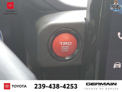 Used 2025 Toyota Tacoma TRD Sport AWD/4WD image 33