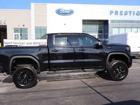 Used 2022 GMC Sierra 1500 Elevation AWD/4WD image 9