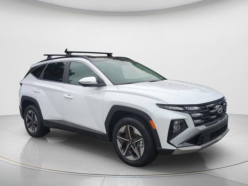 Used 2025 Hyundai Tucson SEL AWD/4WD image 3