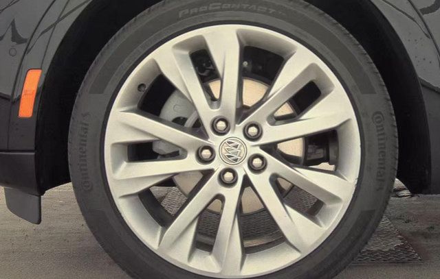 Used 2023 Buick Envision Avenir AWD/4WD image 11