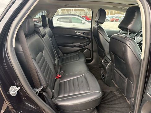 Used 2024 Ford Edge SEL w/ Convenience Package image 32