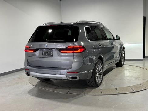 Used 2024 BMW X7 xDrive40i image 8