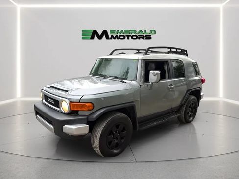 Used 2010 Toyota FJ Cruiser 4WD image 1