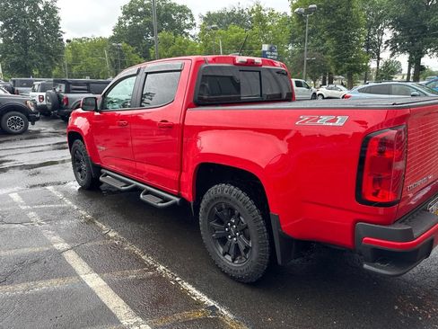 Used 2017 Chevrolet Colorado Z71 AWD/4WD image 5