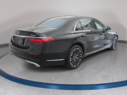 Certified 2024 Mercedes-Benz S 580 4MATIC Sedan w/ Warmth & Comfort Package image 5