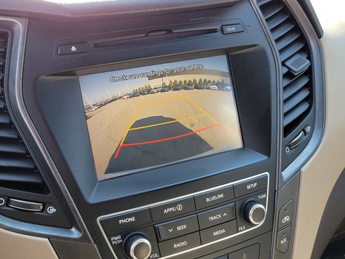 Used 2017 Hyundai Santa Fe Sport image 26