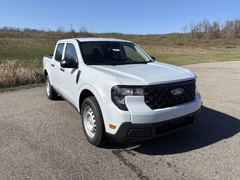 New 2026 Ford Maverick XL w/ Equipment Group 101A image 7