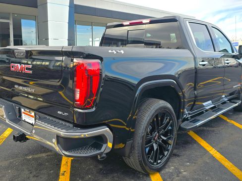 New 2026 GMC Sierra 1500 SLT w/ SLT Premium Plus Package image 9