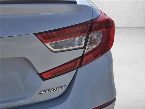 Used 2022 Honda Accord Sport image 12