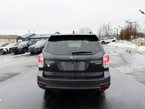 Used 2017 Subaru Forester 2.5i Premium w/ All-Weather Package image 8