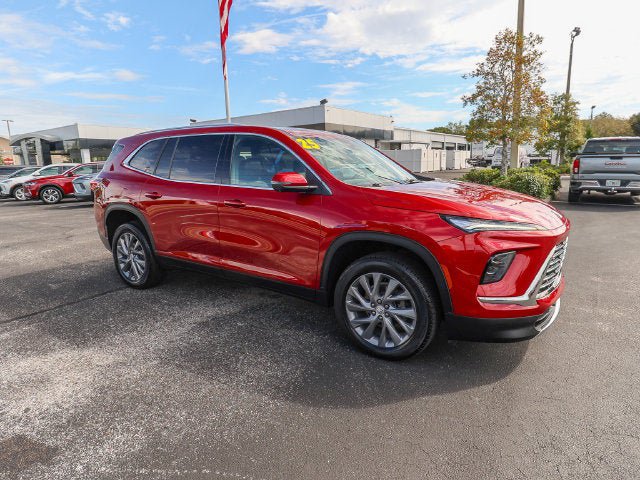 Used 2025 Buick Enclave Preferred AWD/4WD image 12