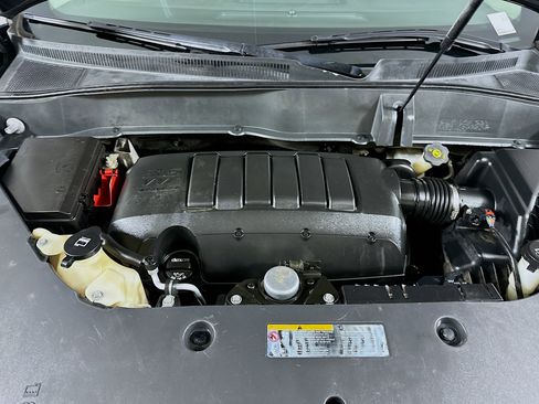 Used 2014 GMC Acadia SLE FWD image 34