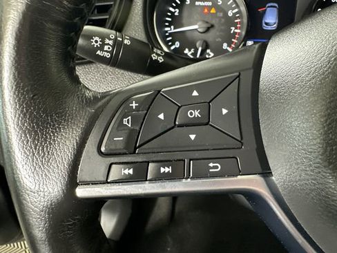 Used 2019 Nissan Rogue Sport SV w/ All-Weather Package FWD image 14