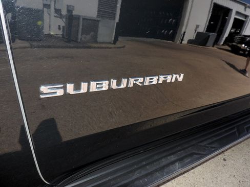 Certified 2026 Chevrolet Suburban Premier w/ Sun And Tow Package AWD/4WD image 22