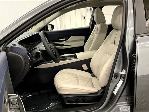 New 2026 Nissan Sentra SL w/ Floor Mat Package FWD image 10